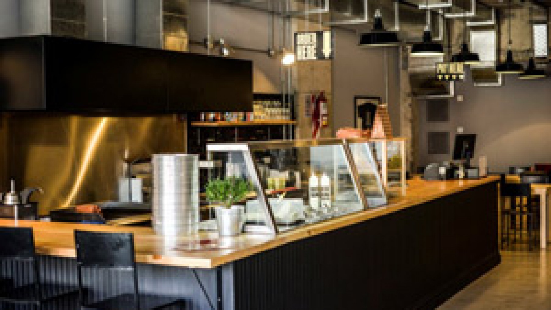 DOGG, HOT DOG’S GOURMET DE MAXIMO TOGNI