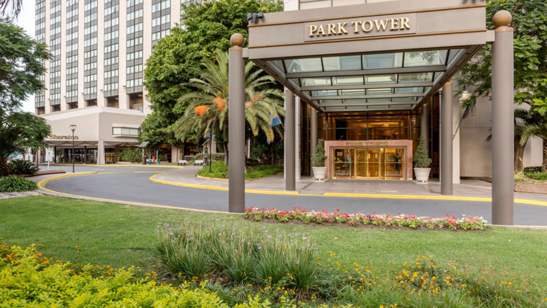 Park Tower Hotel, Luxury Collection – Reabre sus puertas St. Regis Restaurante