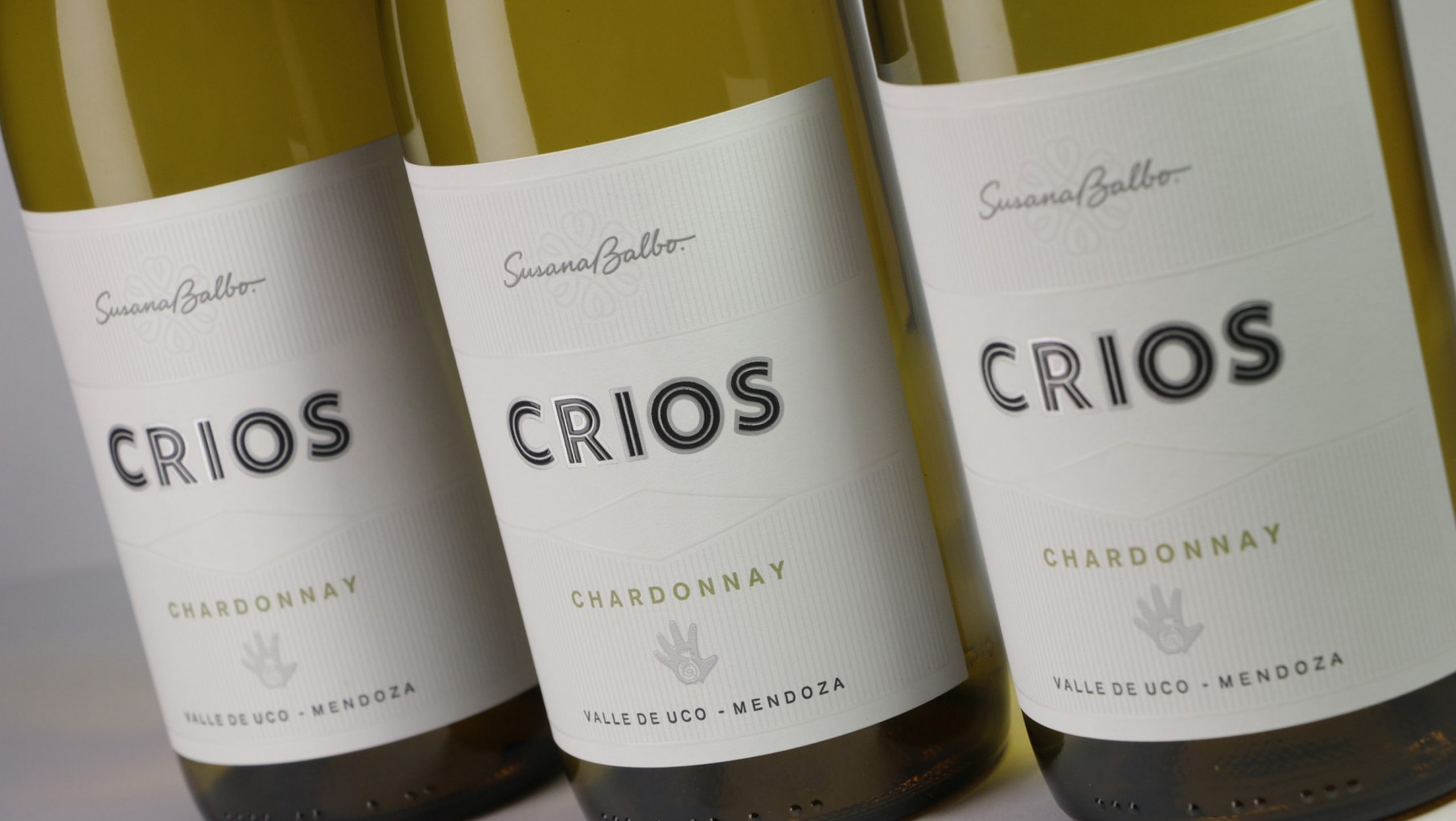 CRIOS CHARDONNAY 2021, EL ENCANTO DE LA FRESCA Y JOVEN REINA