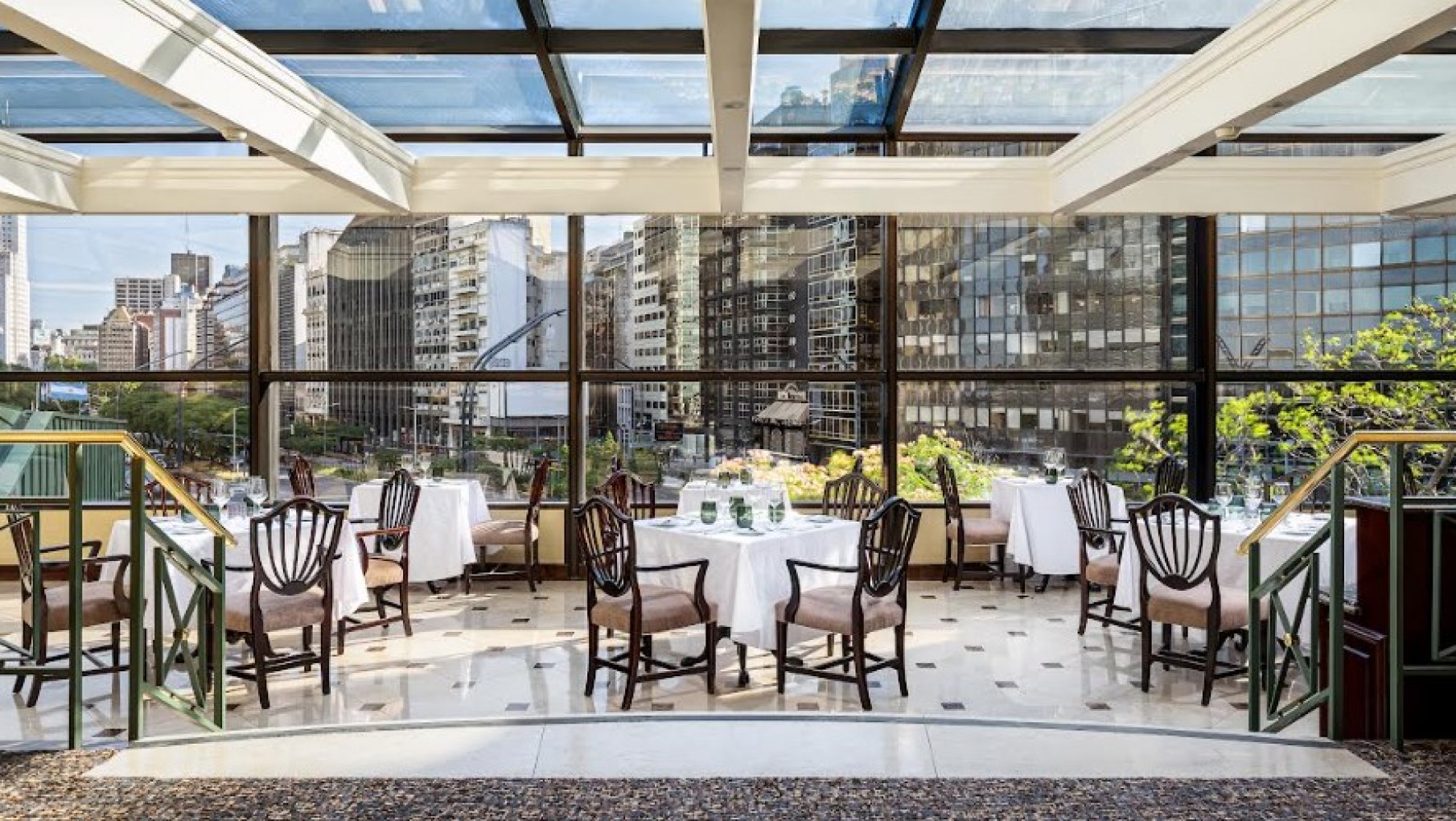 Park Tower, Luxury Collection – Brunch Patrio