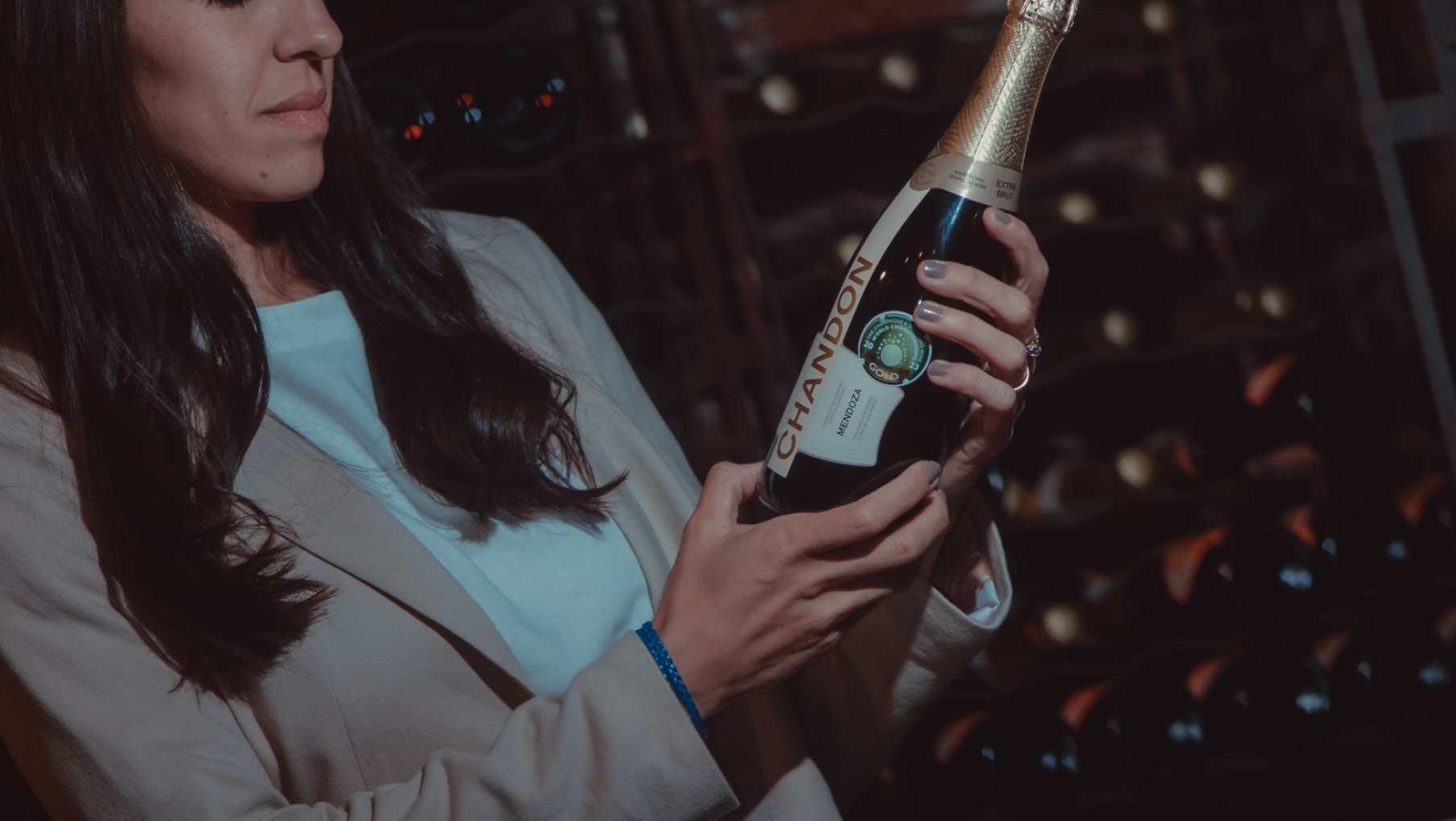 CHAMPAGNE & SPARKLING WINE WORLD PREMIAN A CHANDON.