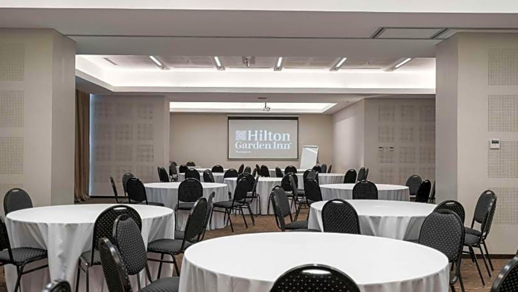 HILTON WINE FI, TRES NOCHES DEDICADAS AL VINO EN HILTON NEUQUEN.