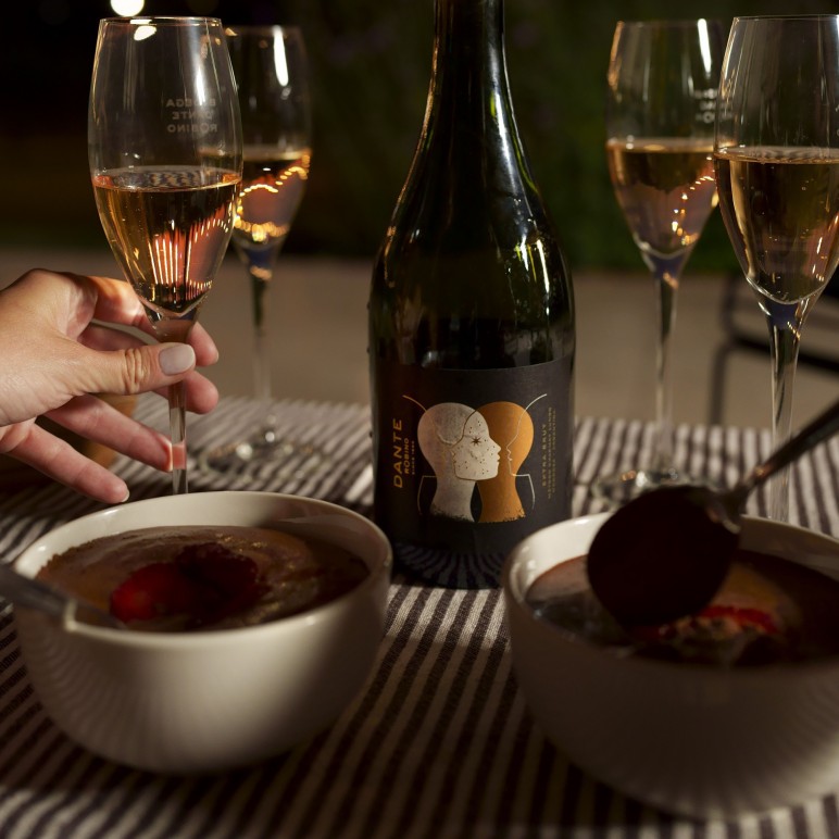 BODEGA DANTE ROBINO SE SUMA A LA CELEBRACION DE BURBUJAS.