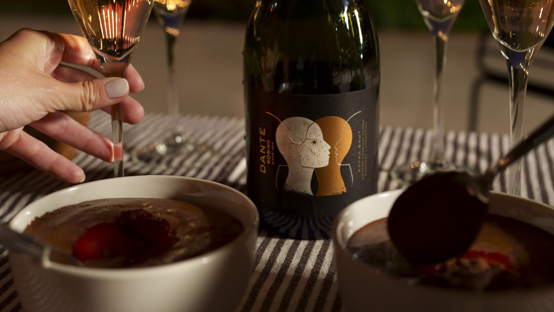 BODEGA DANTE ROBINO SE SUMA A LA CELEBRACION DE BURBUJAS.